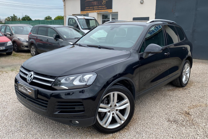 VOLKSWAGEN TOUAREG