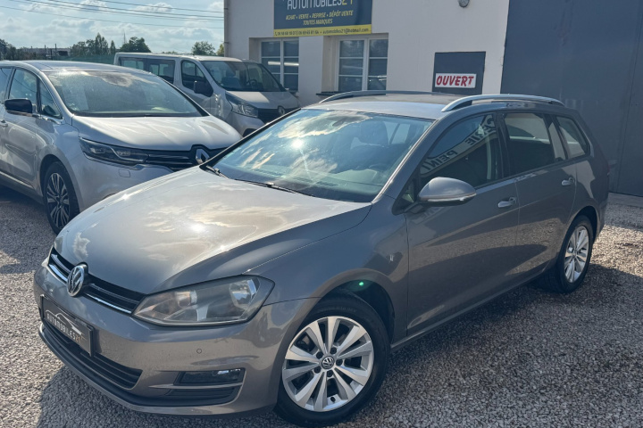 VOLKSWAGEN GOLF SW