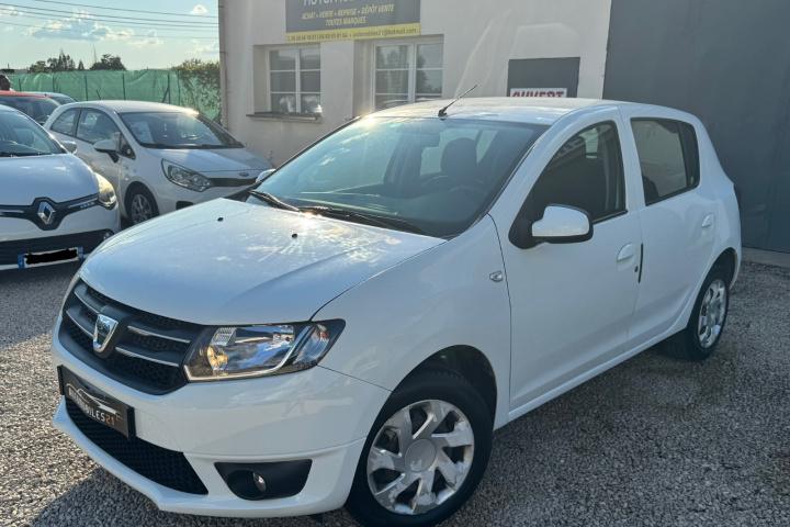 DACIA SANDERO