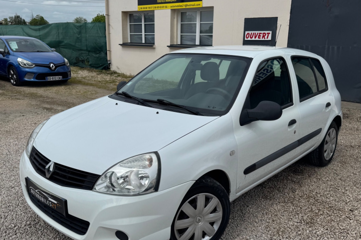 RENAULT CLIO CAMPUS